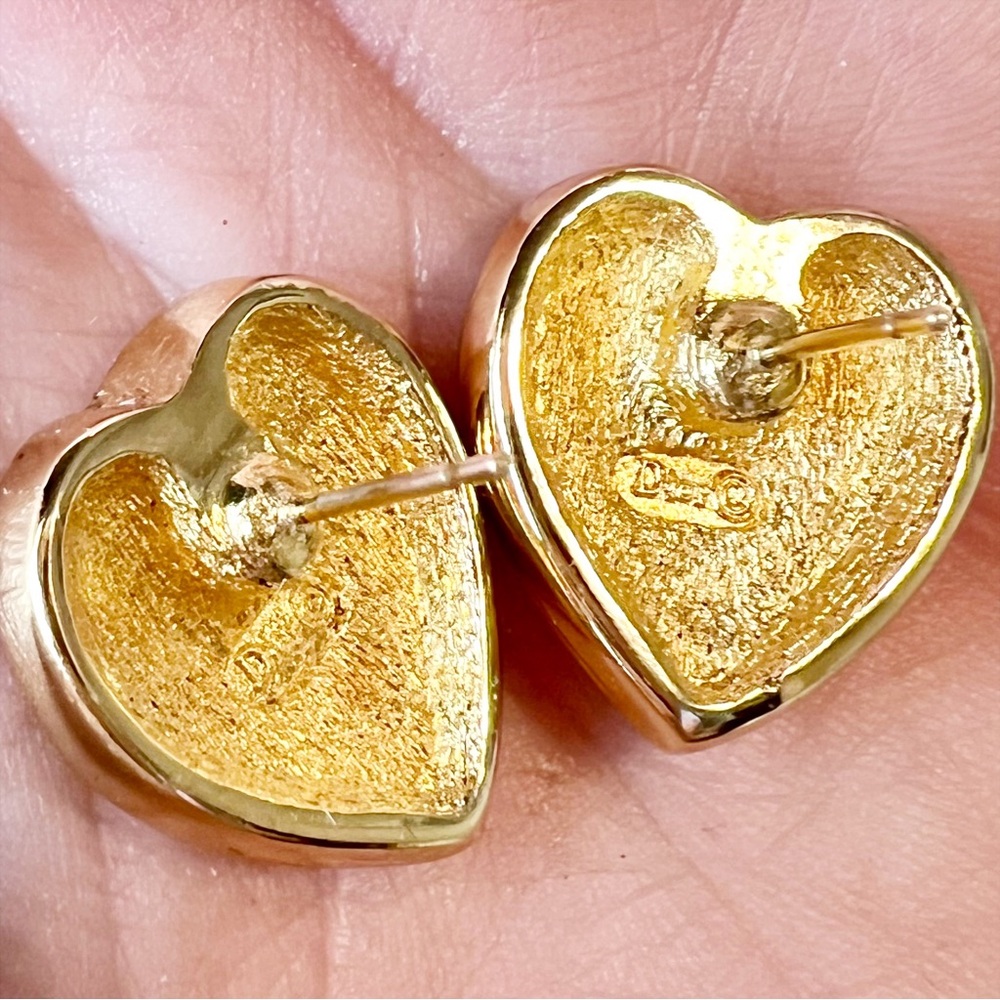 |SOLD| Christian Dior Gold Plated Heart Earrings w/ Swarovski Crystals - Picture 4 of 8